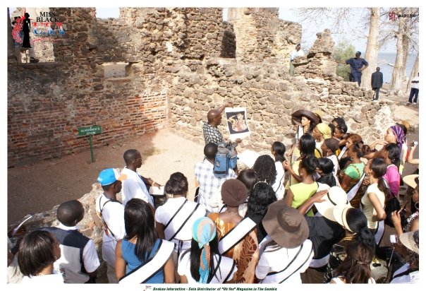 1086_39398553068_232_n